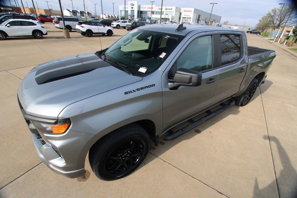 Used 2023 Chevrolet Silverado 1500 Custom w/ Rally Edition image 17