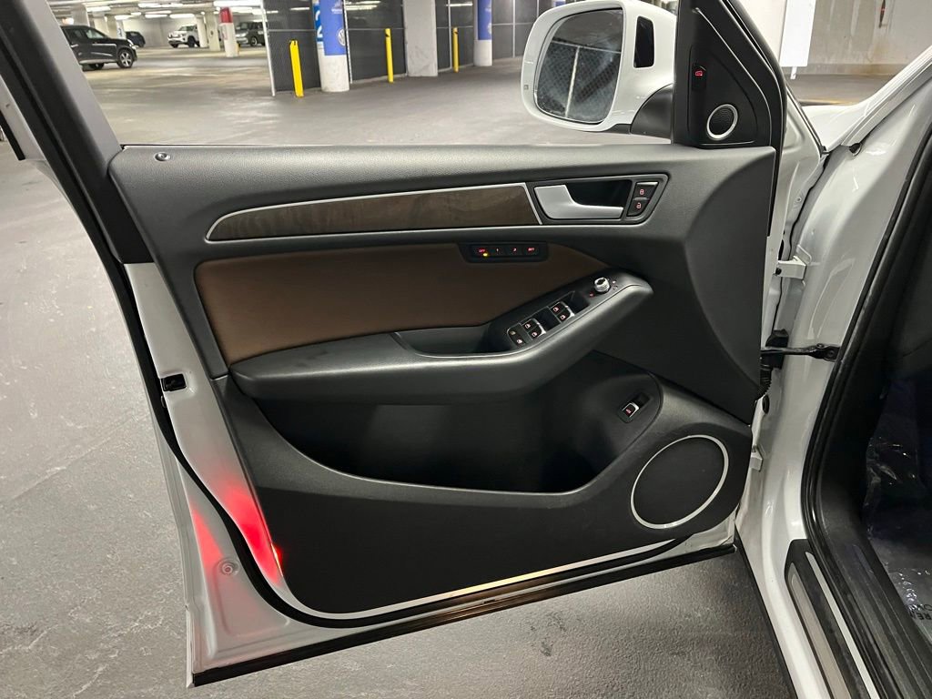 Used 2014 Audi Q5 2.0T Premium Plus w/ Premium Plus Package image 16