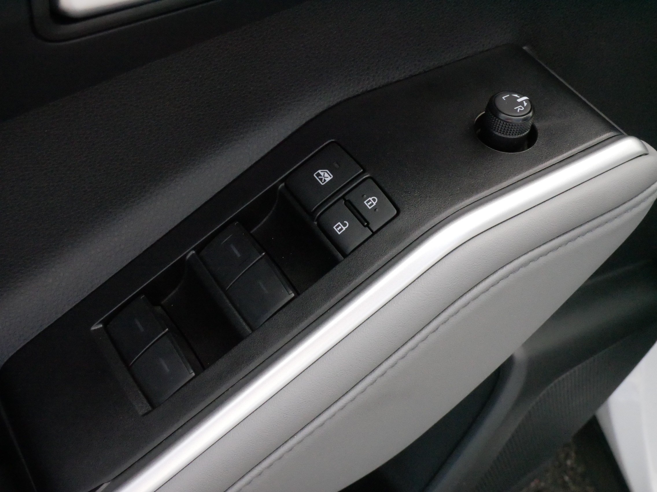 Certified 2026 Toyota Highlander XLE AWD/4WD image 19