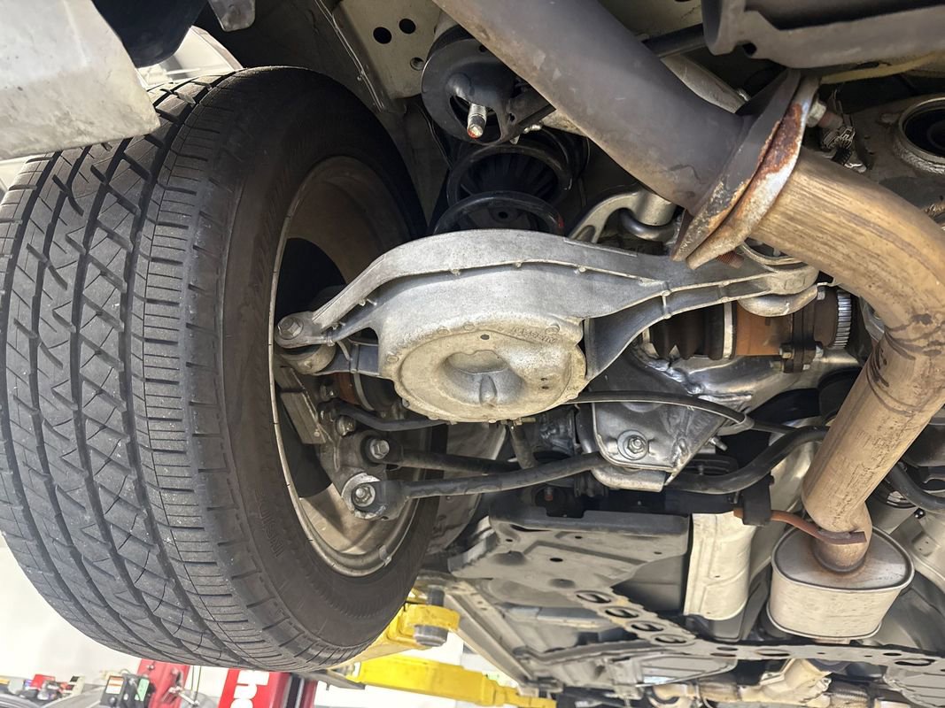 Used 2004 Nissan 350Z Enthusiast w/ Side Airbags Pkg image 14