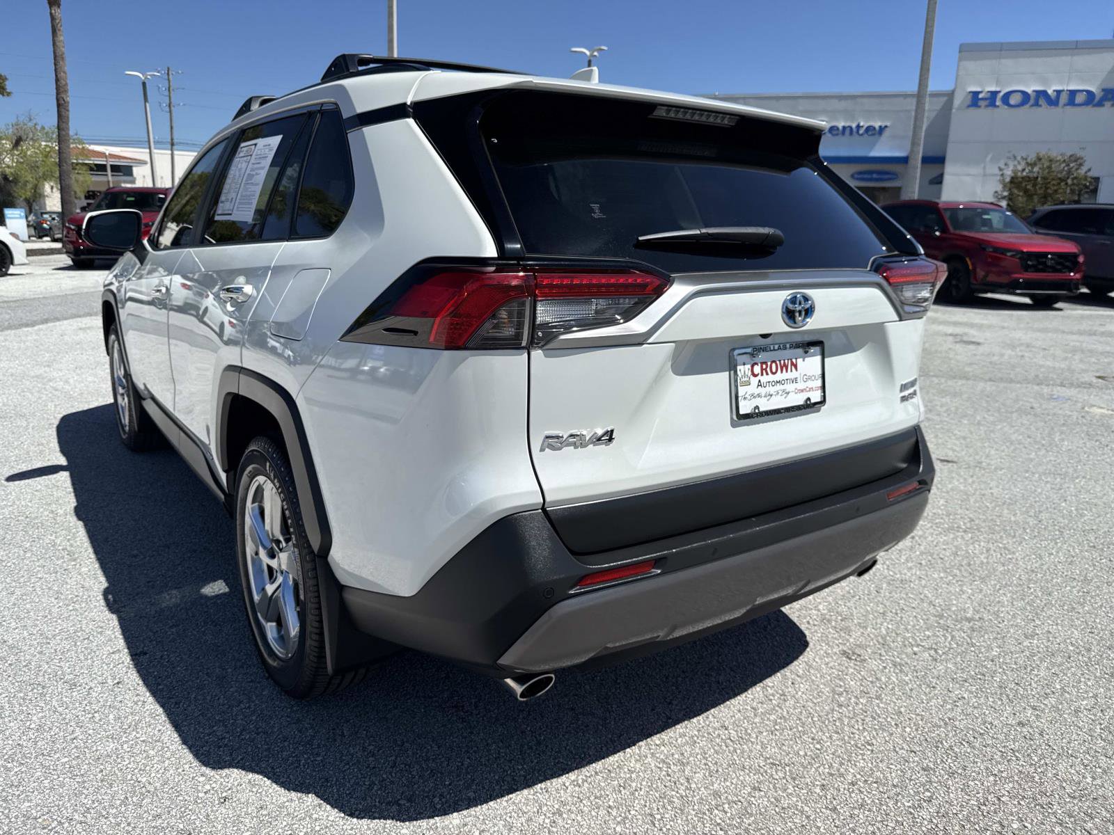 Used 2020 Toyota RAV4 Limited image 10