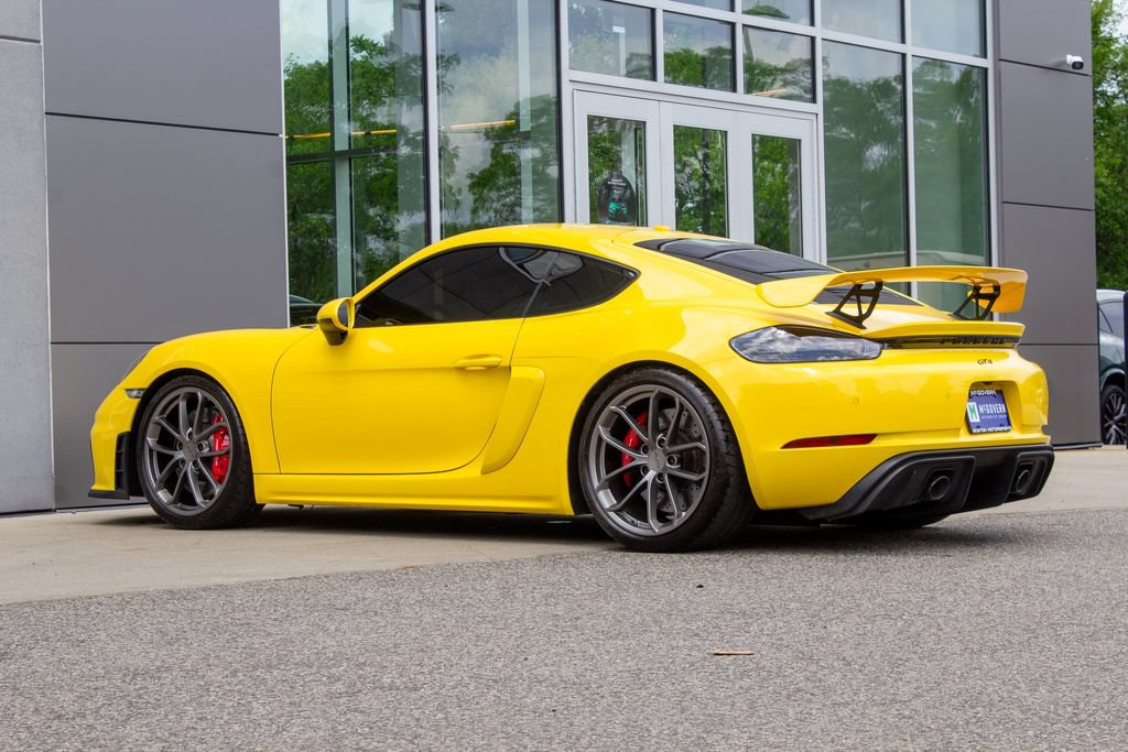 Used 2020 Porsche 718 Cayman GT4 RWD image 8