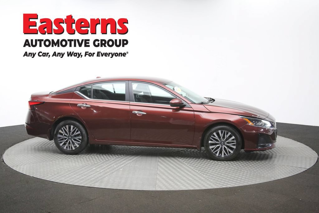 Used 2023 Nissan Altima 2.5 SV FWD image 45