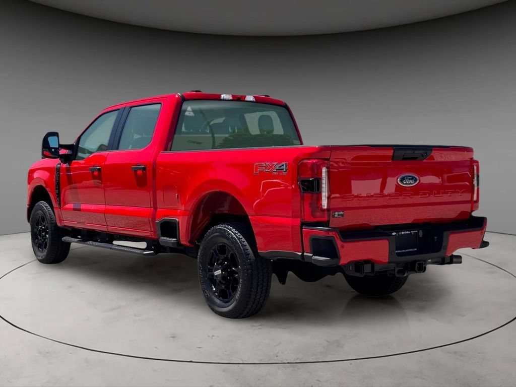 Used 2024 Ford F250 XL w/ STX Appearance Package AWD/4WD image 3