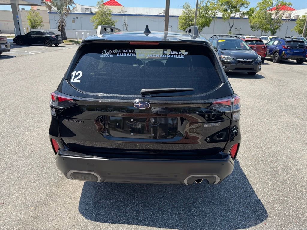 Used 2025 Subaru Forester Limited AWD/4WD image 6