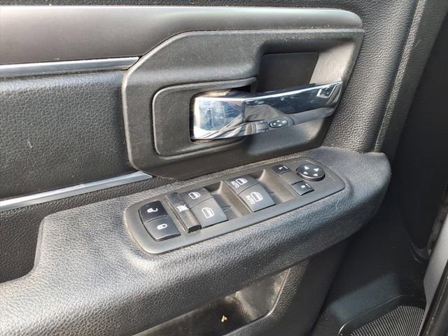 Used 2022 RAM 1500 Classic Warlock AWD/4WD image 16