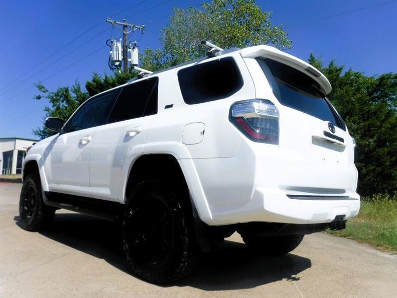 Used 2018 Toyota 4Runner SR5 Premium AWD/4WD image 13