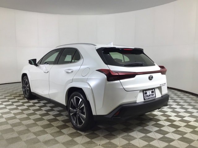 Used 2025 Lexus UX 300h 300h Premium image 5
