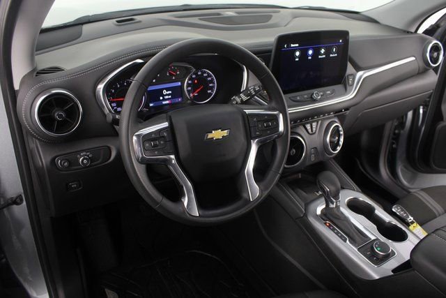 Used 2024 Chevrolet Blazer LT w/ Convenience Package image 9