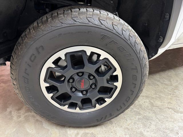Used 2024 Toyota Tacoma TRD Off-Road w/ TRD Off Road Upgrade Package image 29