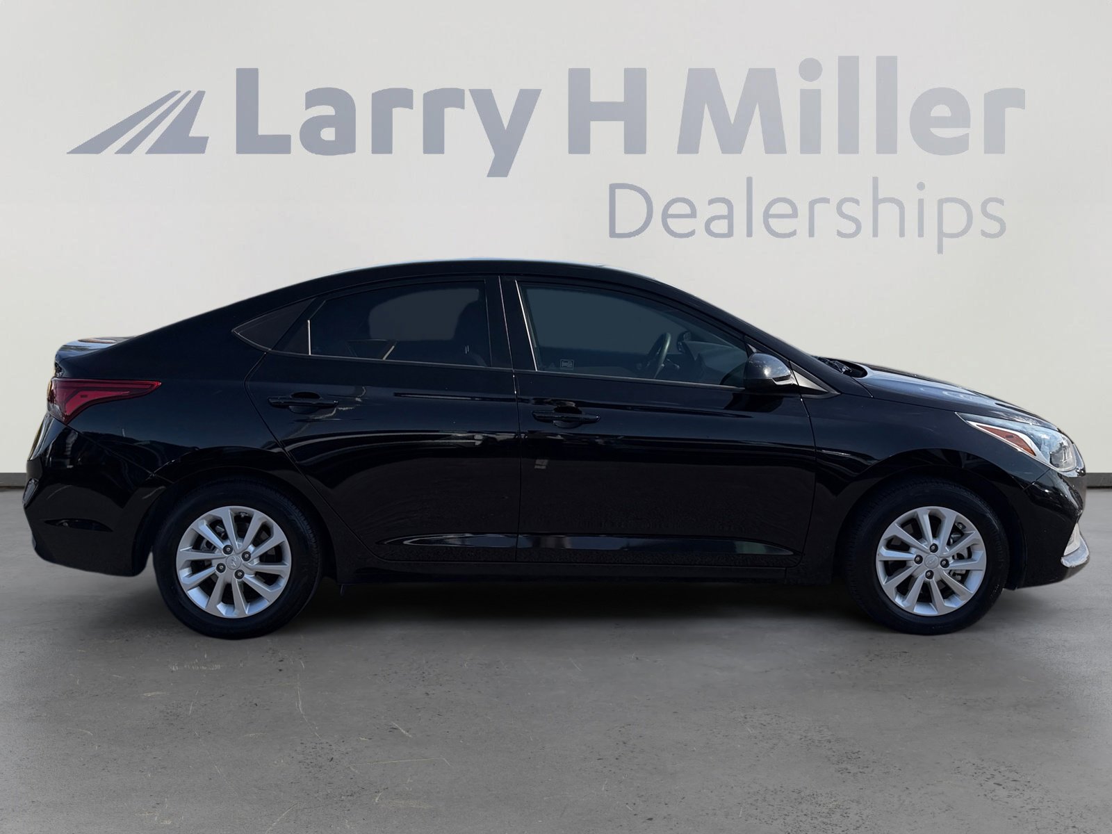 Used 2018 Hyundai Accent SEL FWD image 6
