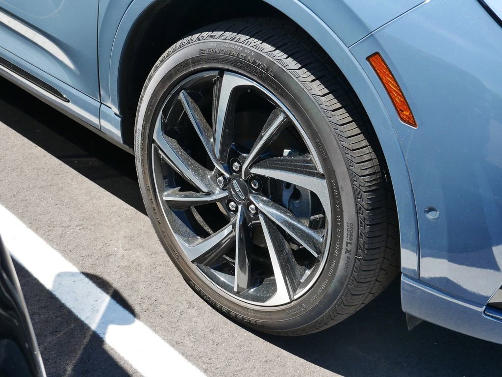 Used 2024 Lincoln Corsair Grand Touring w/ Equipment Group 302A AWD/4WD image 4