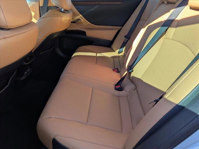 Used 2024 Lexus ES 350 w/ Premium Package image 17