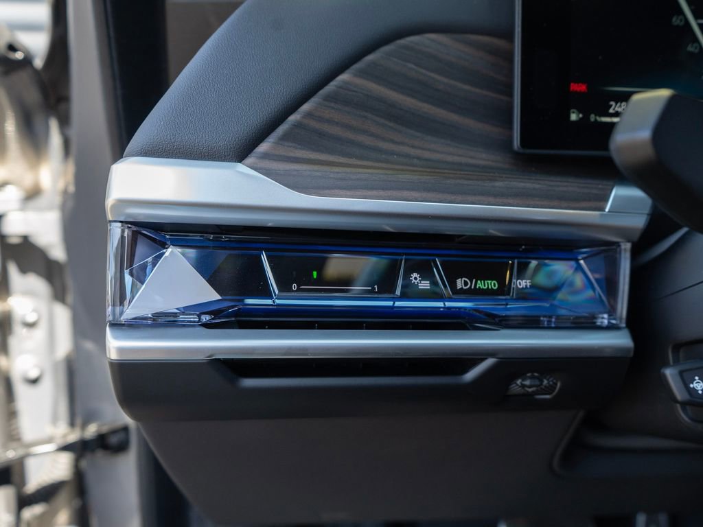 Used 2025 BMW 740i 740i image 21