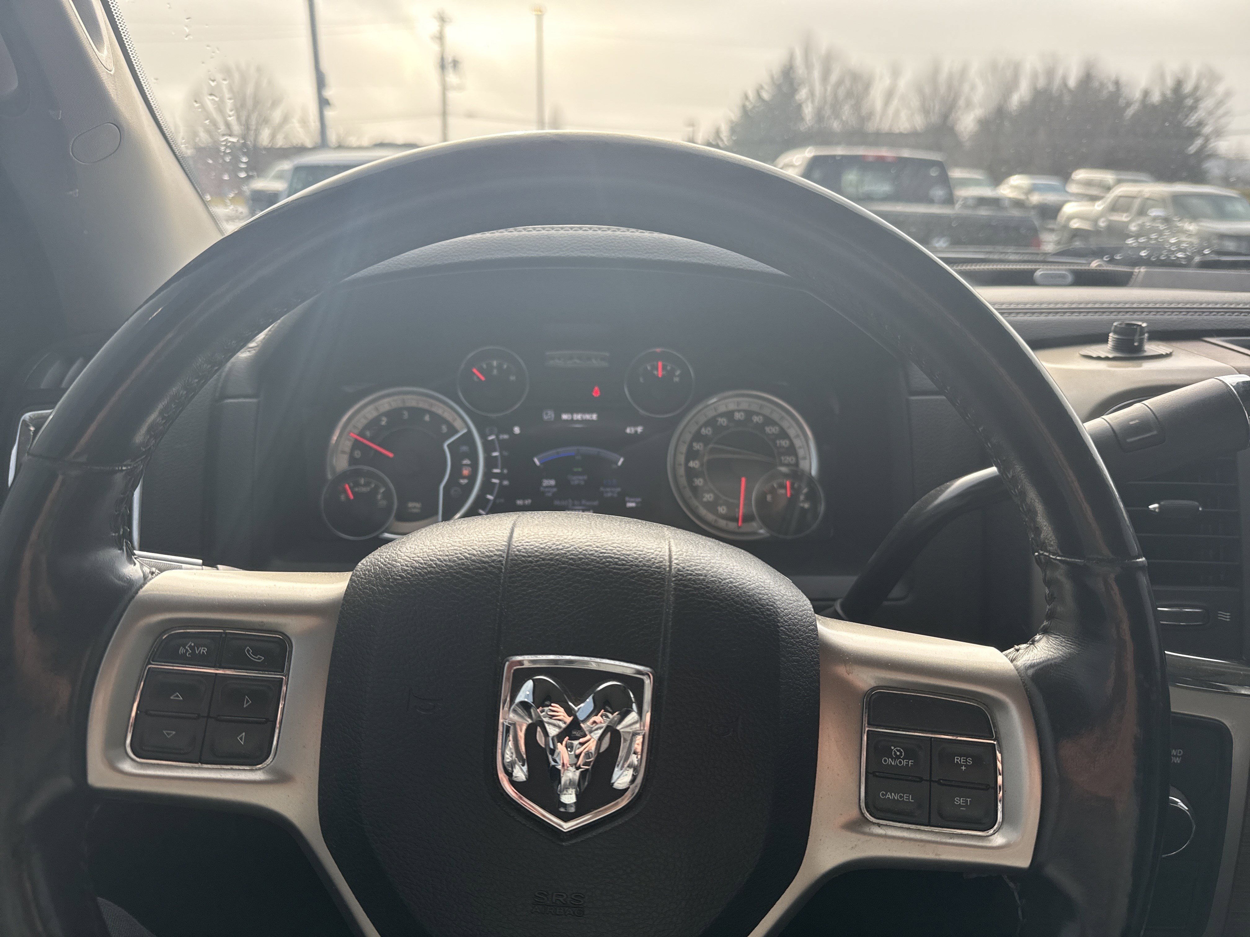 Used 2013 RAM 3500 Laramie image 22