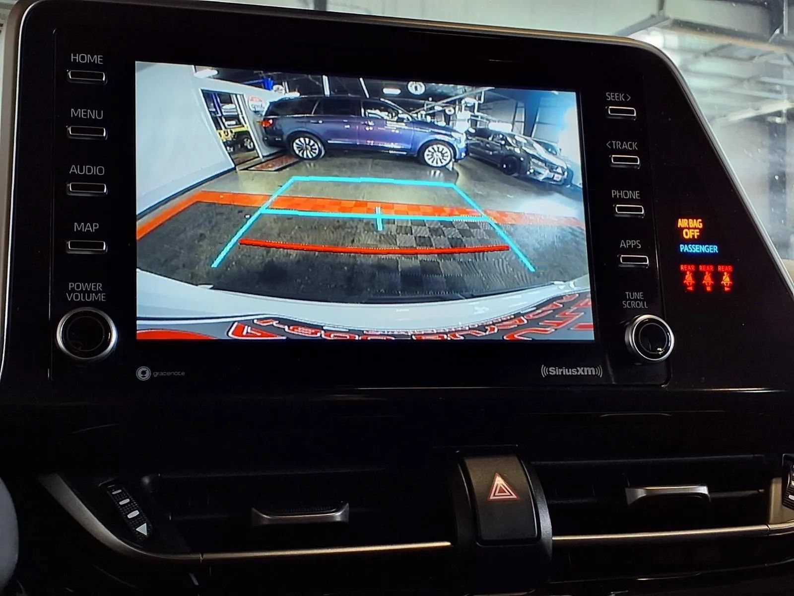 Used 2020 Toyota C-HR Limited FWD image 19
