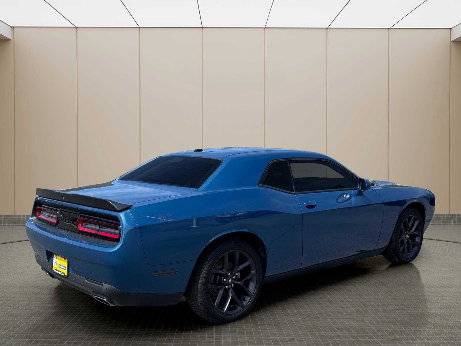 Used 2021 Dodge Challenger SXT w/ Driver Convenience Group image 3