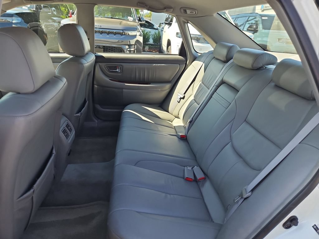 Used 2004 Toyota Avalon XLS FWD image 14