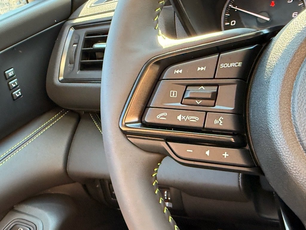 Used 2025 Subaru Ascent Bronze Edition image 14