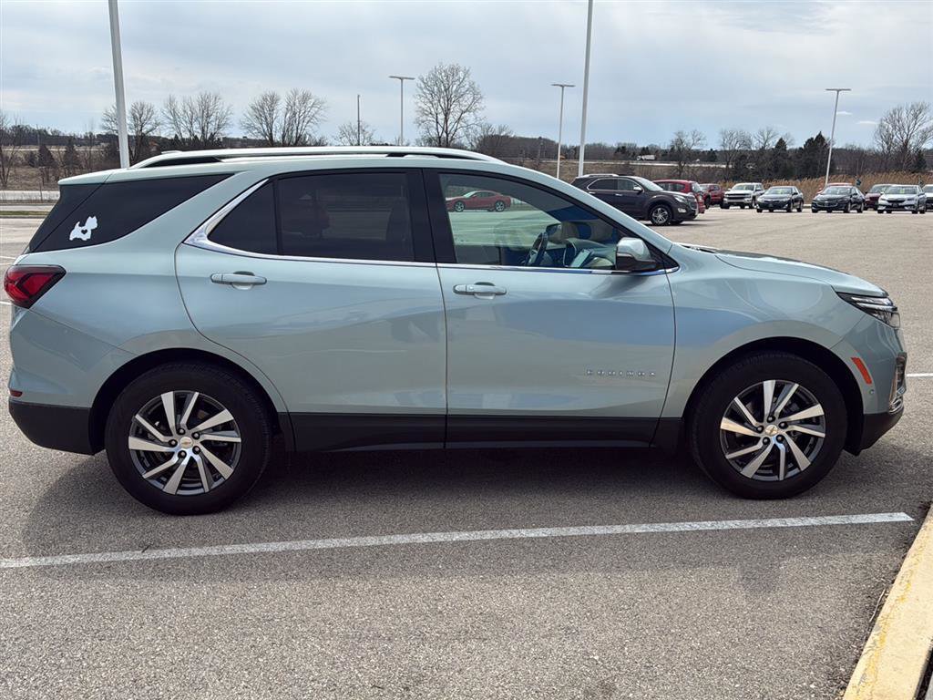 Used 2022 Chevrolet Equinox Premier image 18