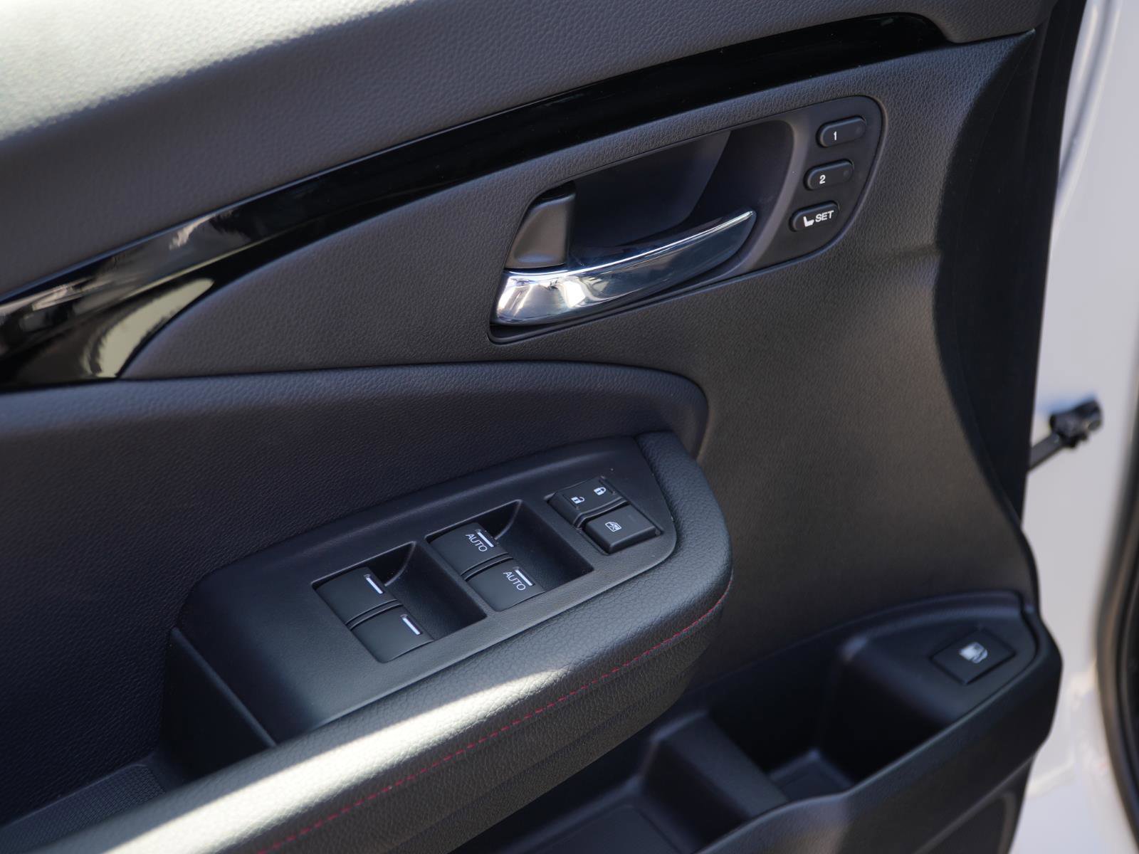 New 2026 Honda Ridgeline Black Edition image 14