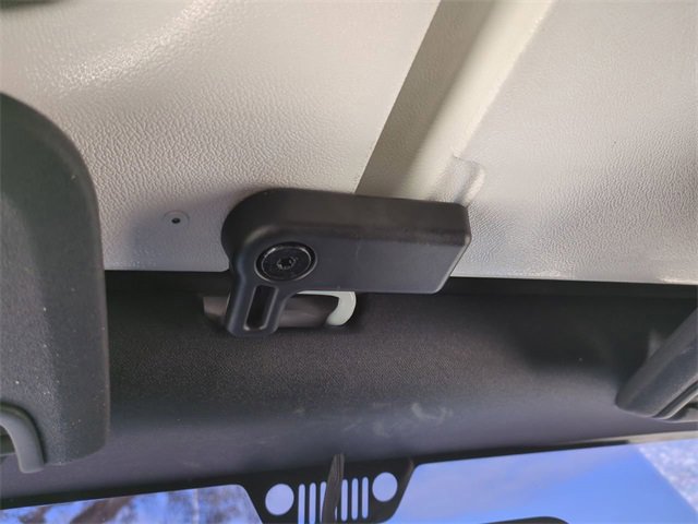 Used 2017 Jeep Wrangler Unlimited Sahara w/ Connectivity Group image 22