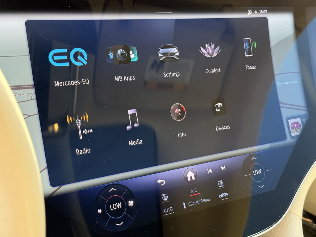 Used 2023 Mercedes-Benz EQS 580 4MATIC Sedan image 22