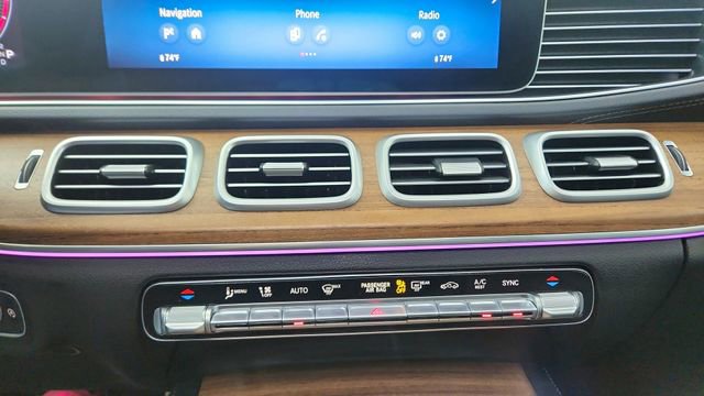 Used 2025 Mercedes-Benz GLS 450 4MATIC image 58