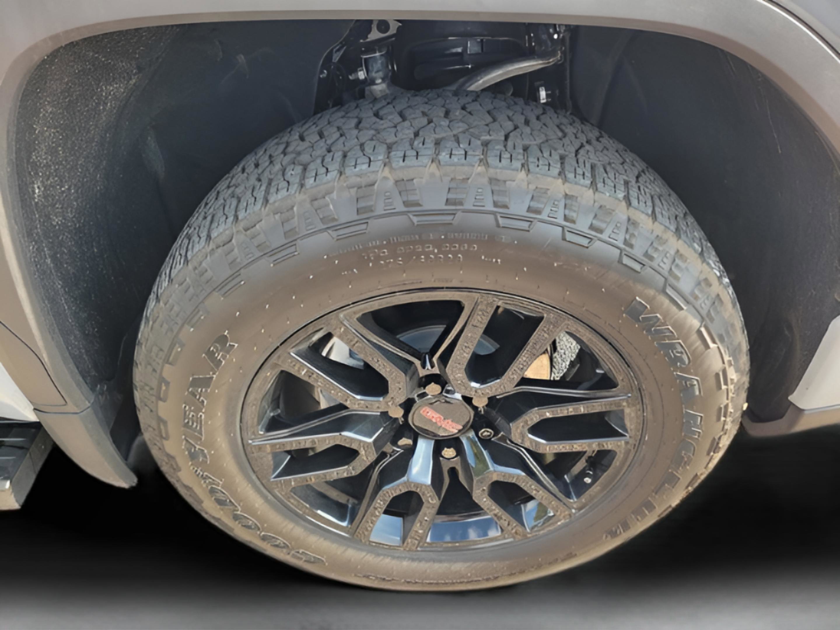 Used 2025 GMC Sierra 1500 Denali image 20