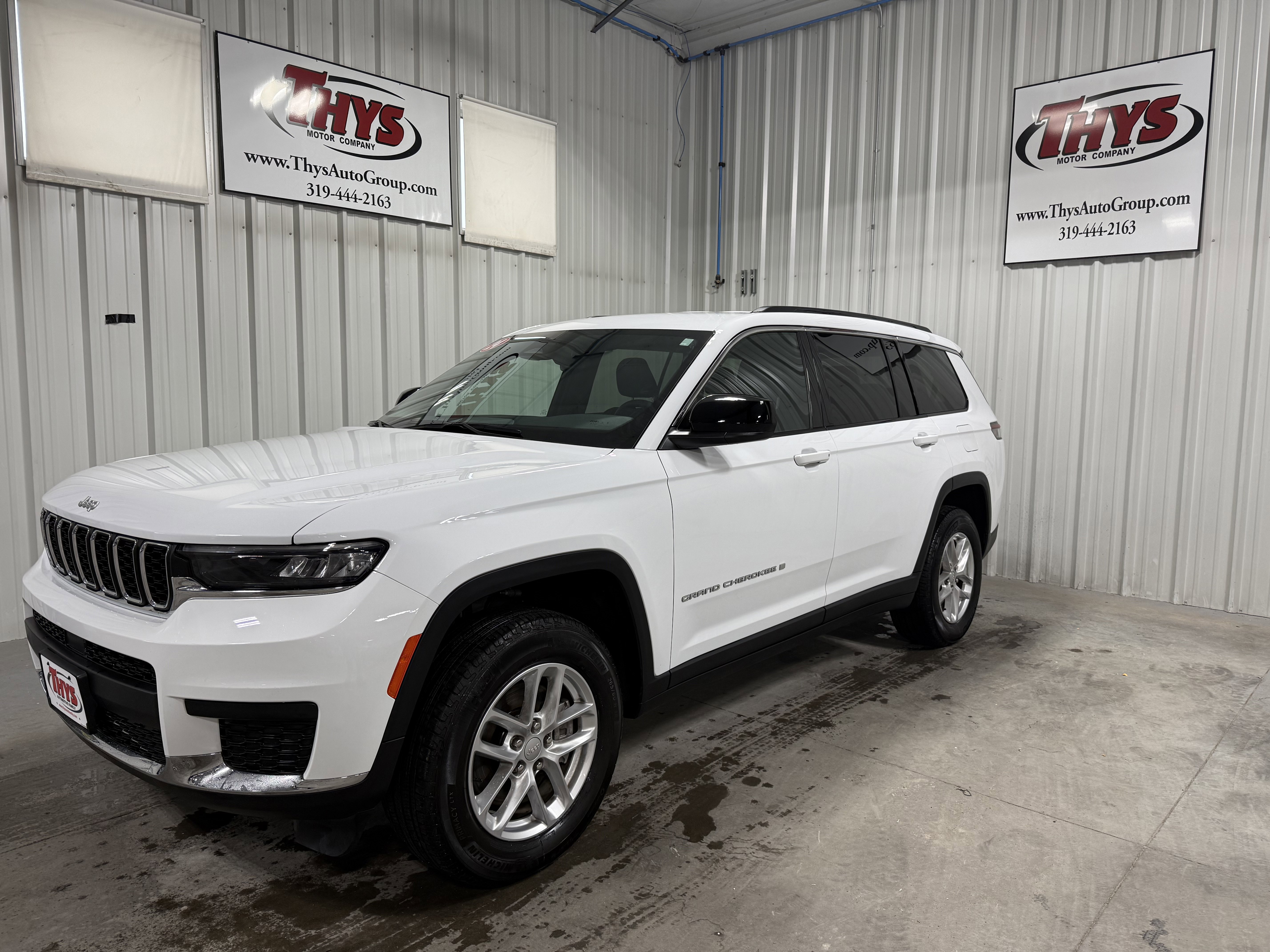 Used 2024 Jeep Grand Cherokee L Laredo w/ Luxury Tech Group I image 19