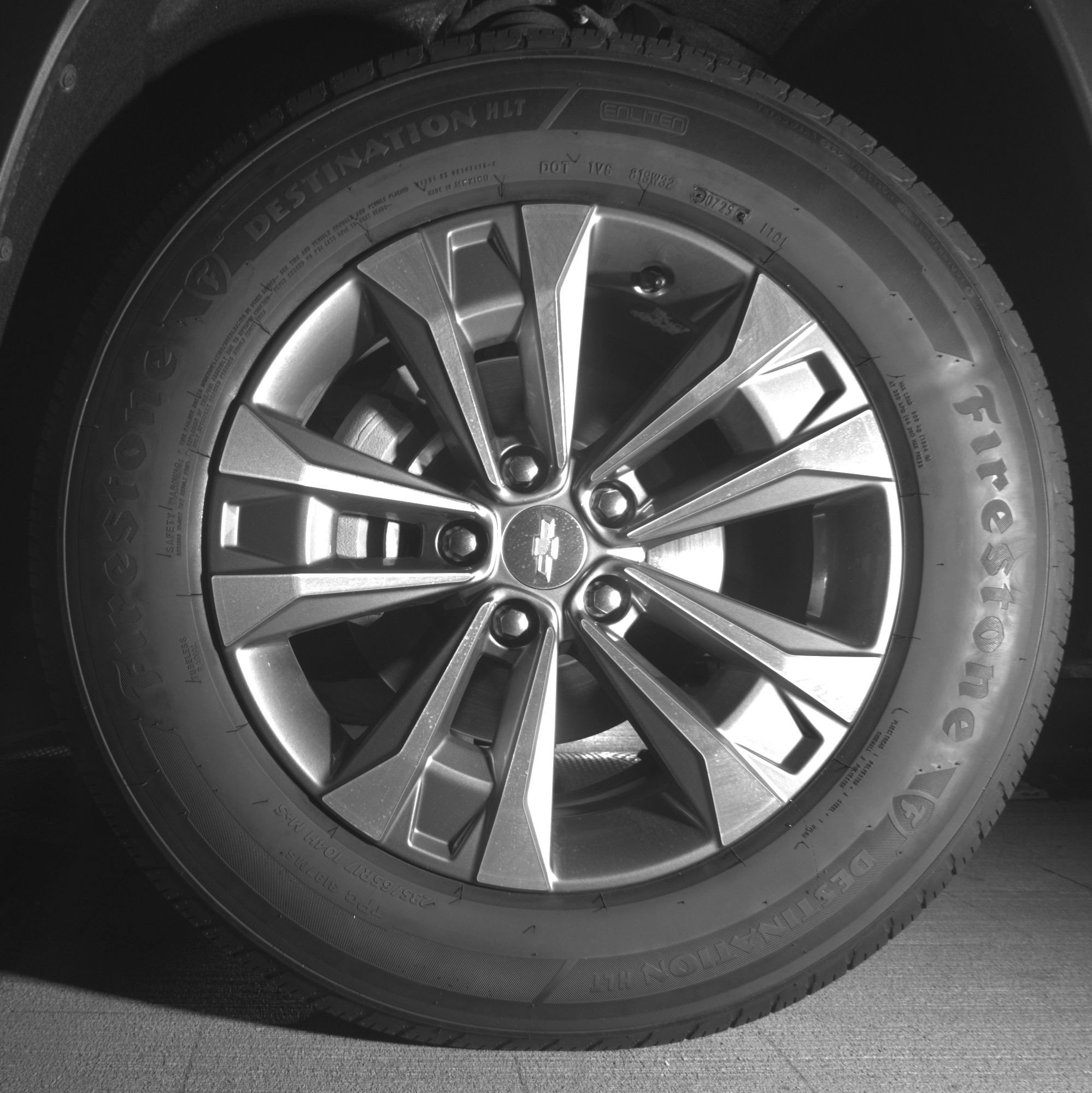Used 2025 Chevrolet Equinox LT FWD image 12
