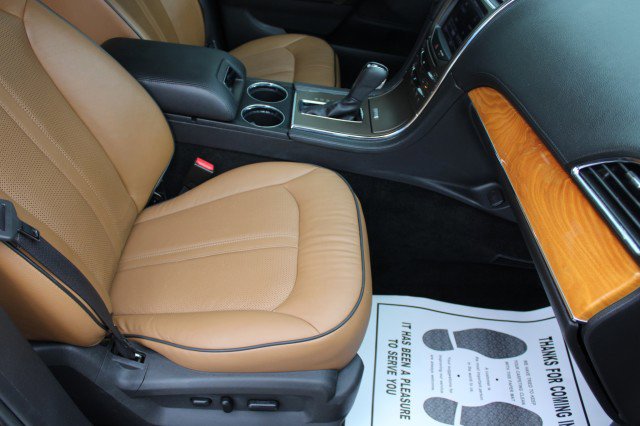 Used 2013 Lincoln MKX AWD image 9