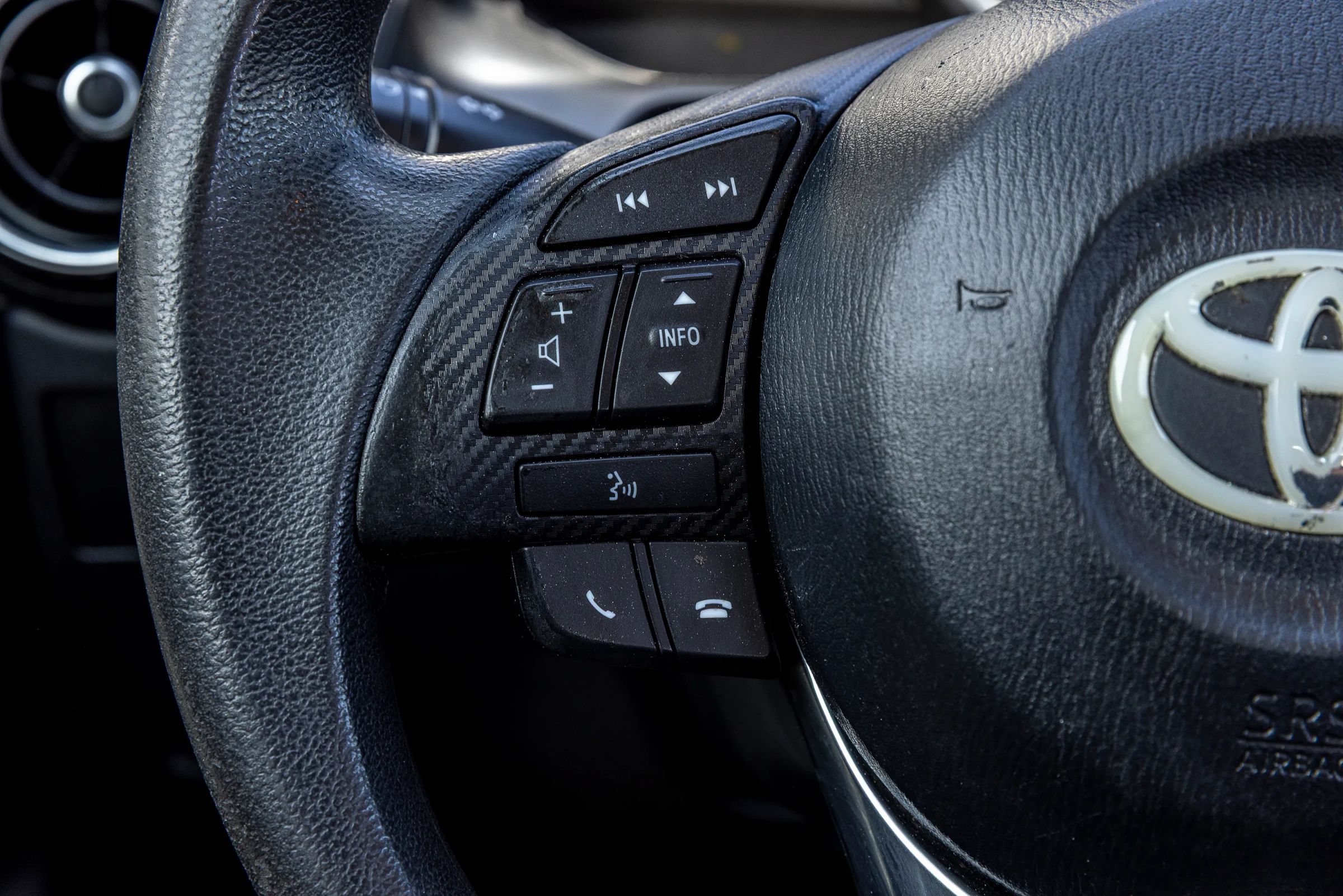 Used 2018 Toyota Yaris iA FWD image 32