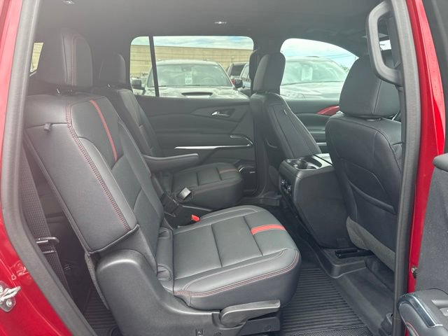 Used 2024 Chevrolet Traverse RS w/ LPO, Floor Liner Package AWD/4WD image 28