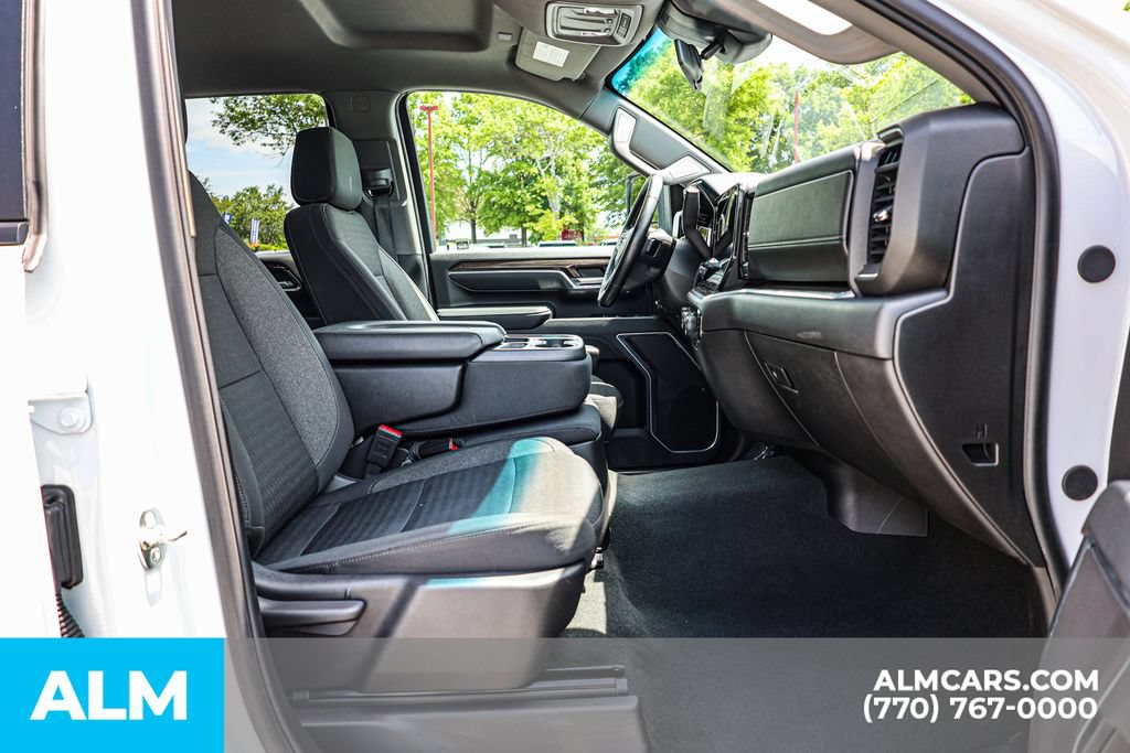 Used 2025 Chevrolet Silverado 2500 LT w/ Convenience Package AWD/4WD image 20
