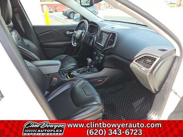 Used 2021 Jeep Cherokee Trailhawk w/ Comfort/Convenience Group image 28