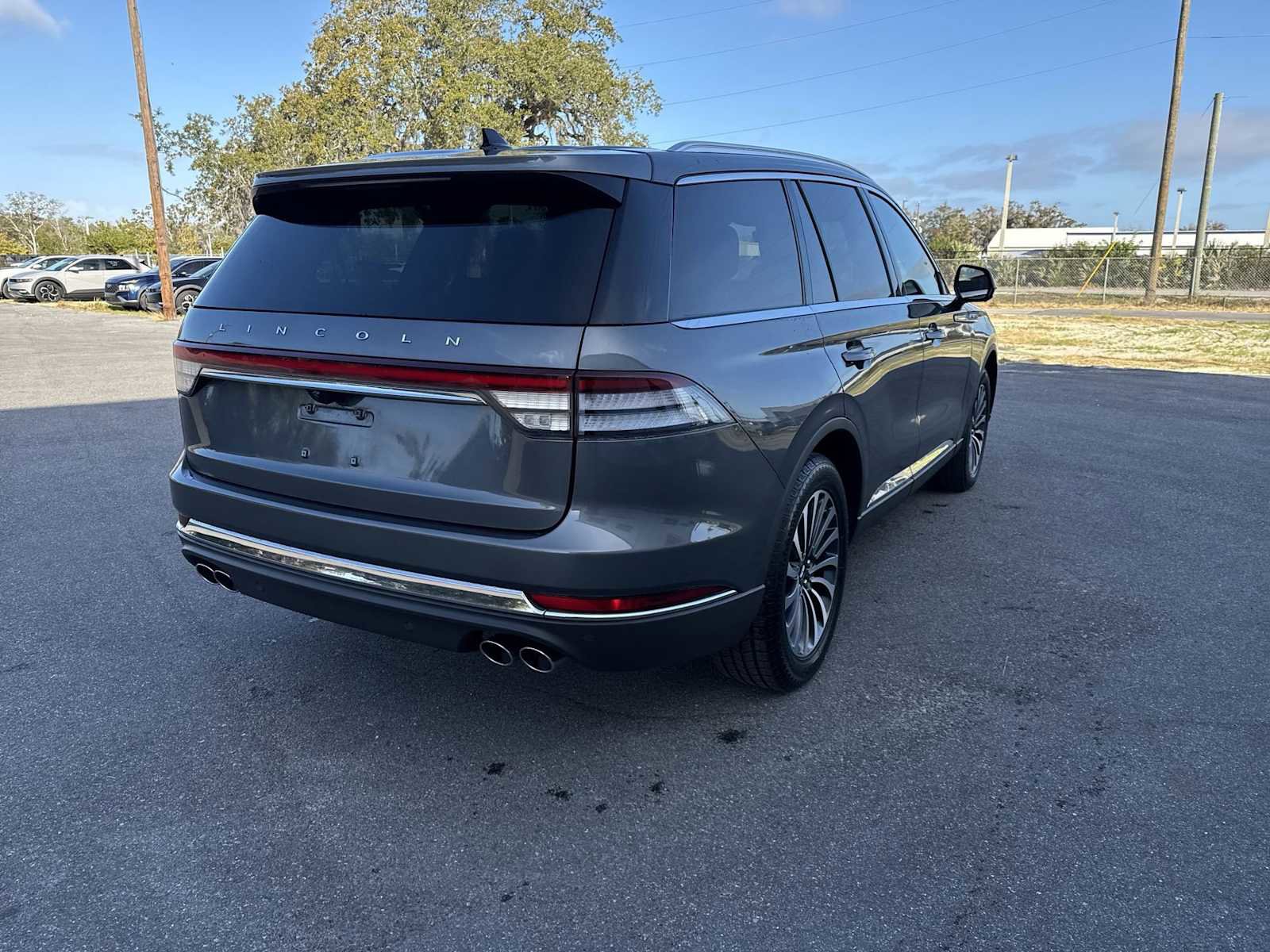 Used 2023 Lincoln Aviator Reserve AWD/4WD image 6