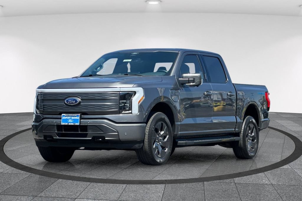 Certified 2022 Ford F150 Lightning Lariat AWD/4WD image 10