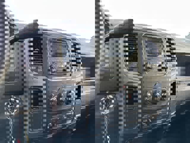 Used 2018 RAM 3500 Tradesman w/ Chrome Appearance Group image 7