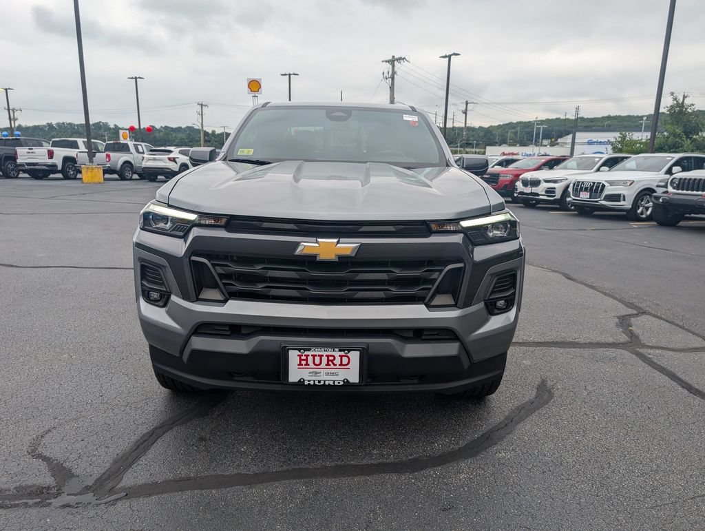 Used 2023 Chevrolet Colorado LT w/ LT Convenience Package III AWD/4WD image 9