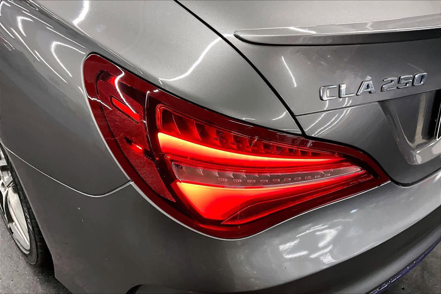 Used 2017 Mercedes-Benz CLA 250 image 28