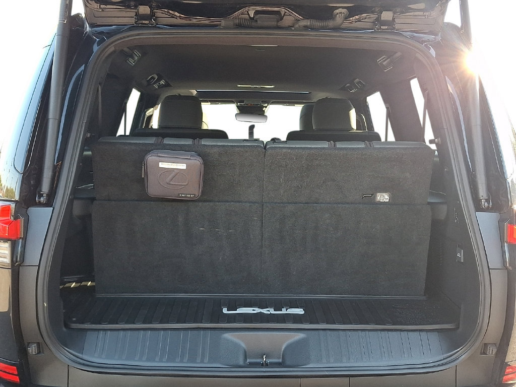 Certified 2024 Lexus GX 550 w/ Accessory Package (Z1) AWD/4WD image 29