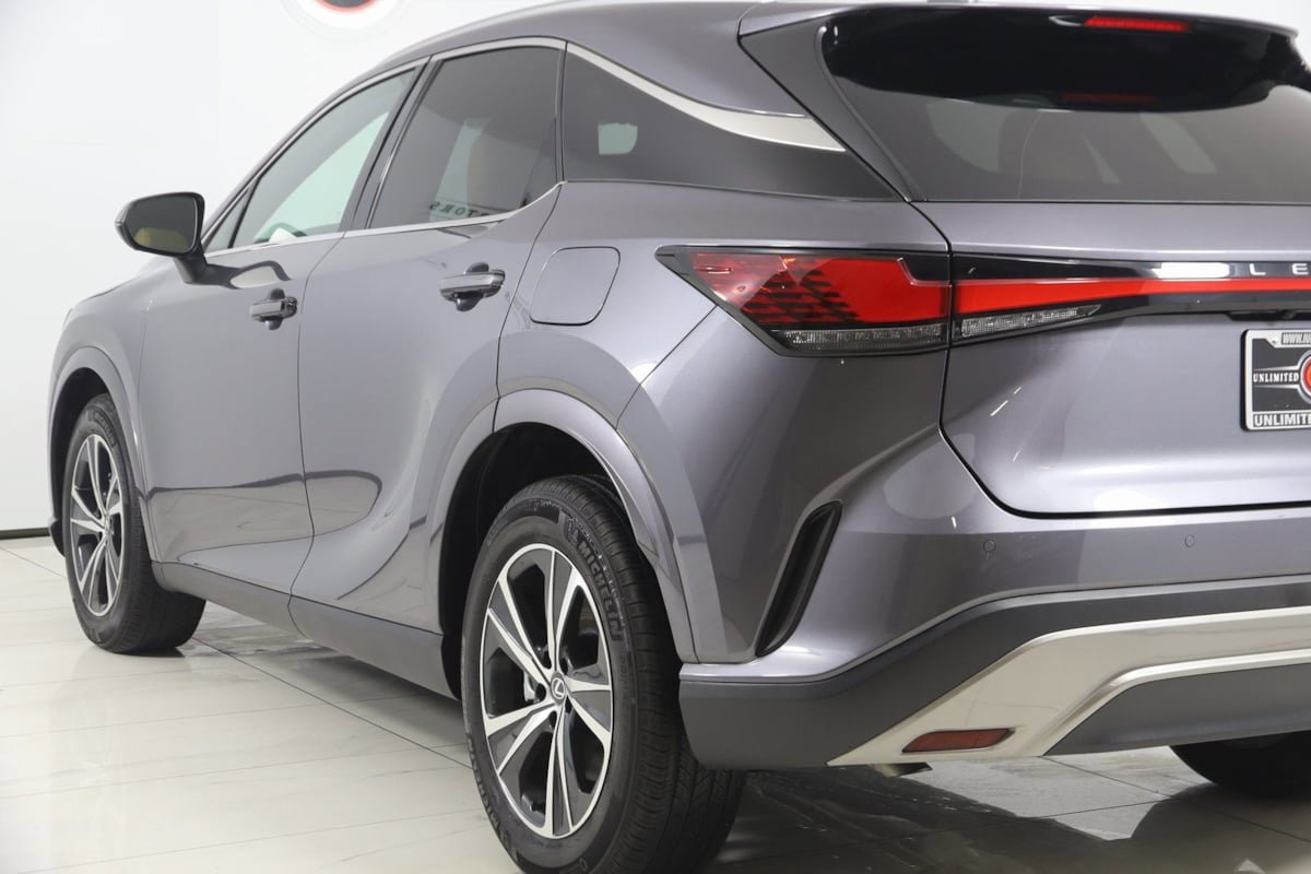 Used 2023 Lexus RX 350 Premium w/ Accessory Package (K3) AWD/4WD image 25