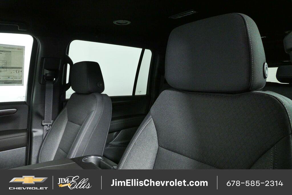 New 2026 Chevrolet Suburban LS RWD image 6