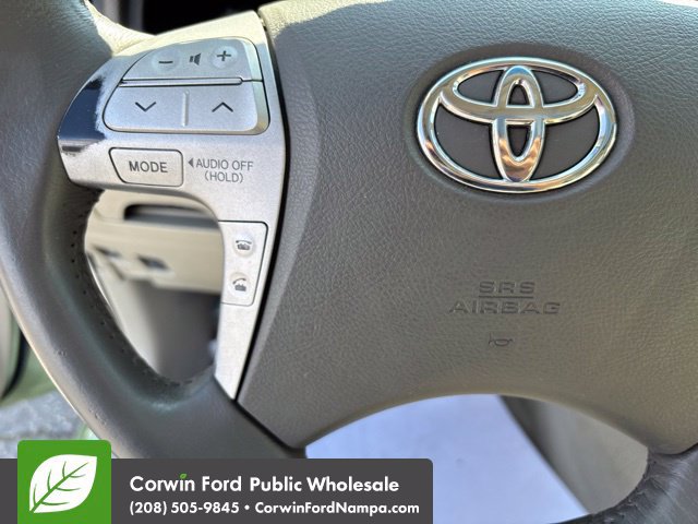 Used 2009 Toyota Camry Hybrid w/ Leather Pkg FWD image 14