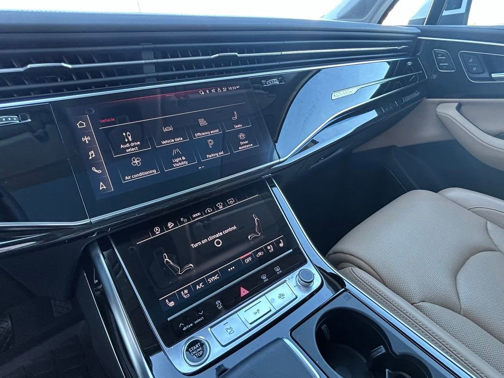 Used 2023 Audi Q7 3.0T Prestige image 26