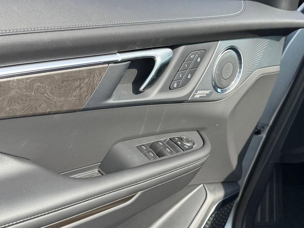 New 2026 Buick Enclave Avenir w/ Super Cruise Package image 22