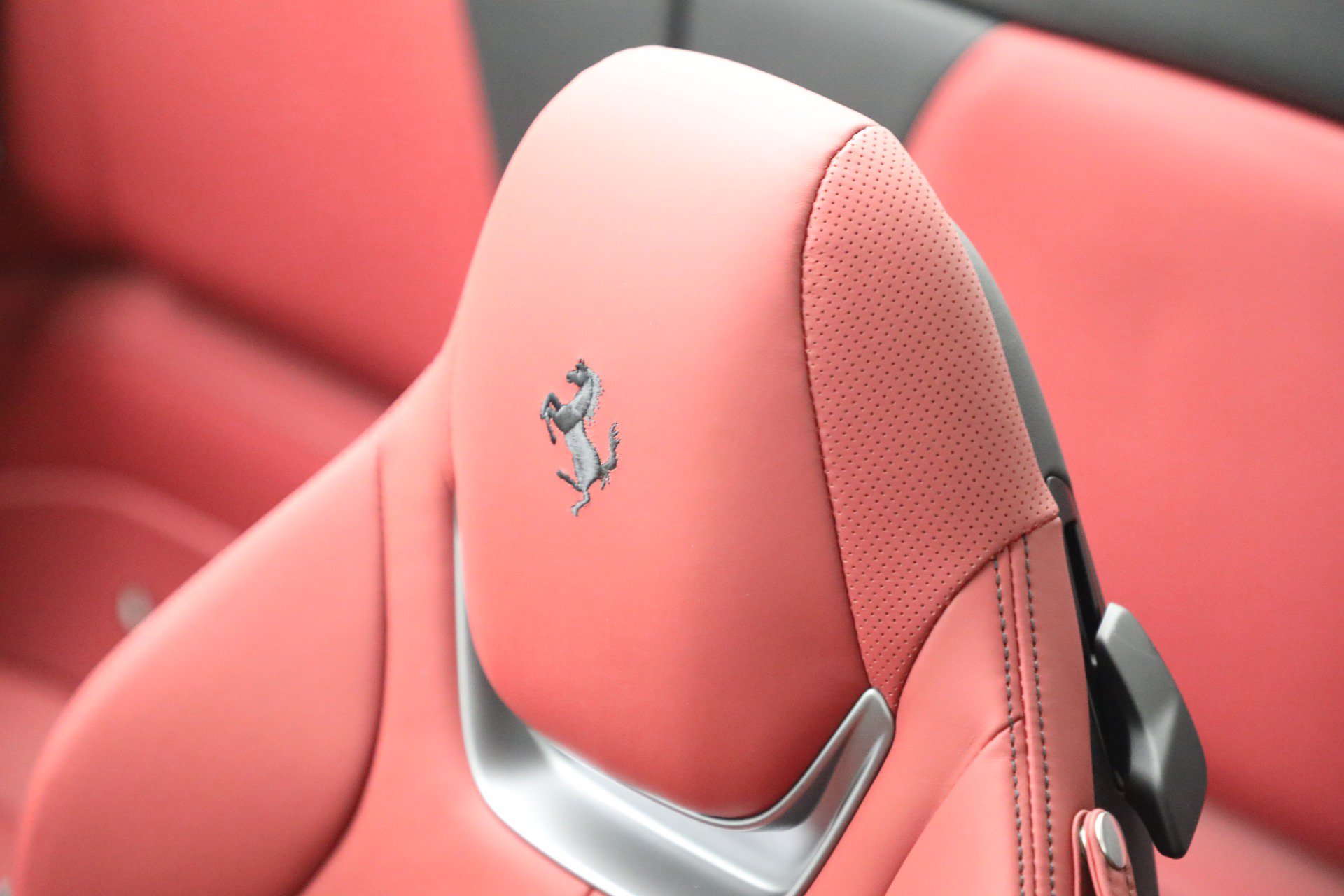 Certified 2023 Ferrari Portofino M RWD image 29