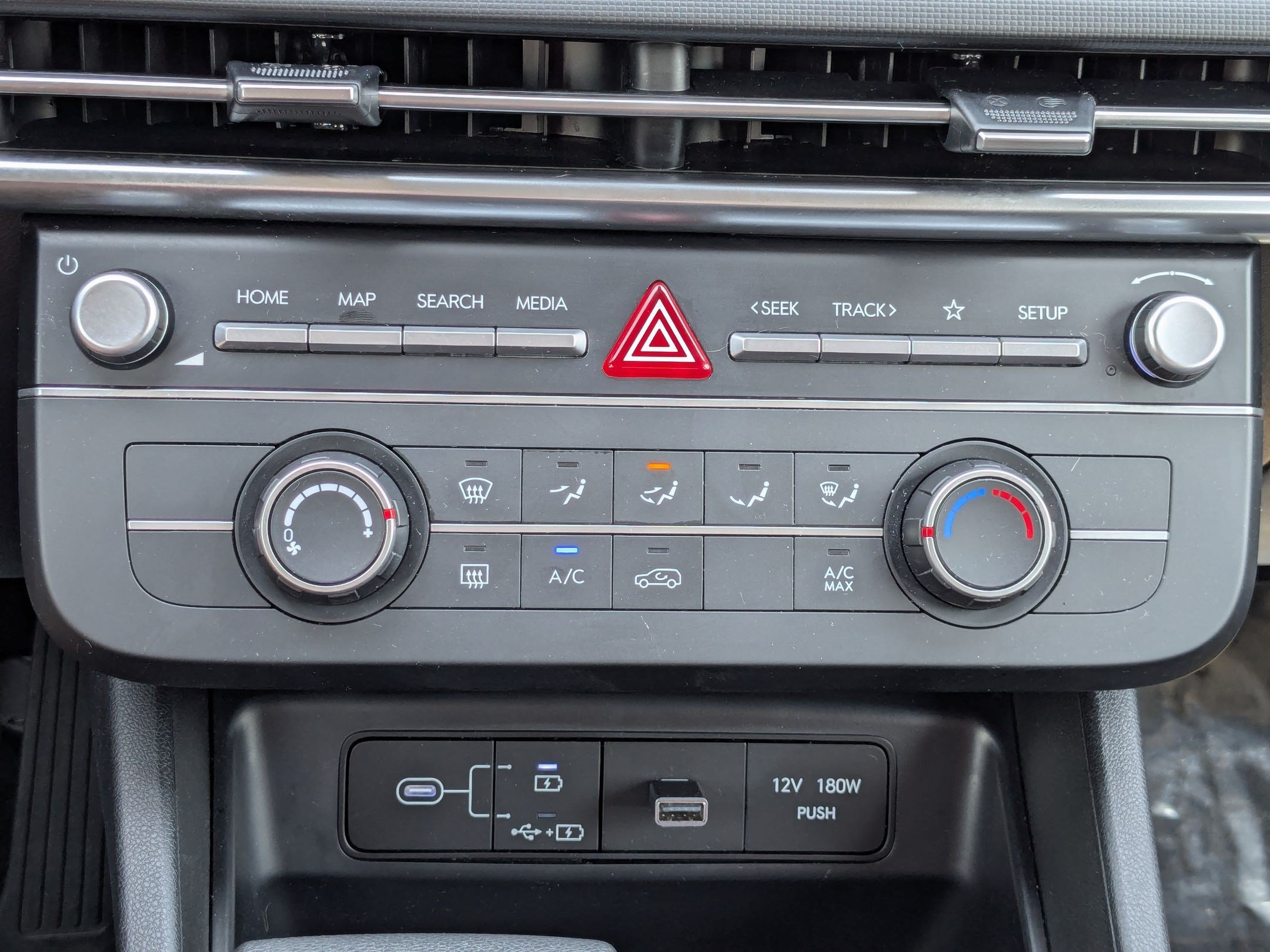 Certified 2026 Hyundai Tucson SE AWD/4WD image 26