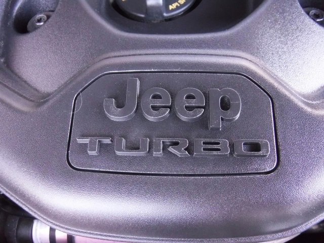 Used 2023 Jeep Grand Cherokee Trailhawk w/ Luxury Tech Group III image 10